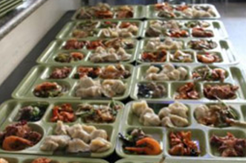 服務(wù)特色三 健康營養(yǎng)膳食